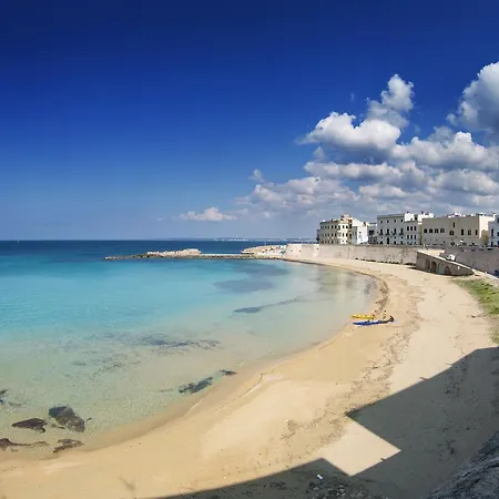 Santa Marina In Corte Cataldi Bed & Breakfast *