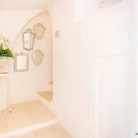 Santa Marina In Corte Cataldi 3* 갈리폴리